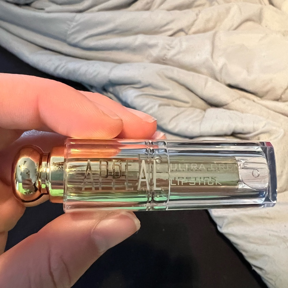 Brand new lip stick